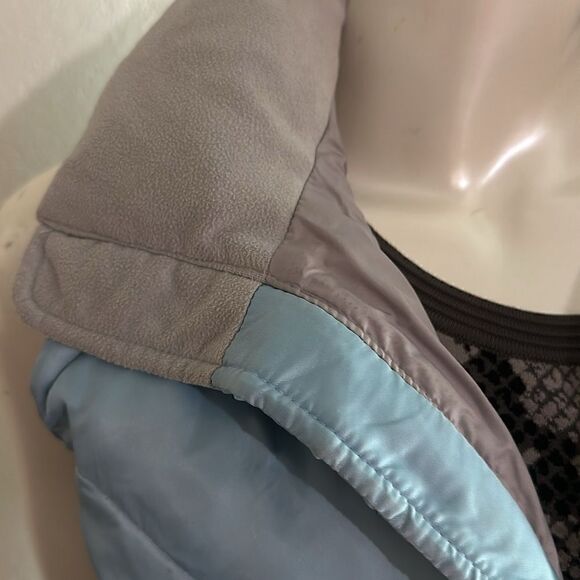 The North Face 550 Vest - Picture 8 of 12